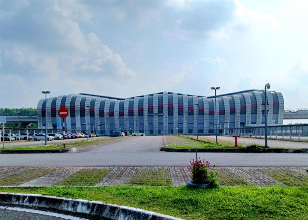 Putra Heights New Wave Hotel Subang Jaya Bagian luar foto